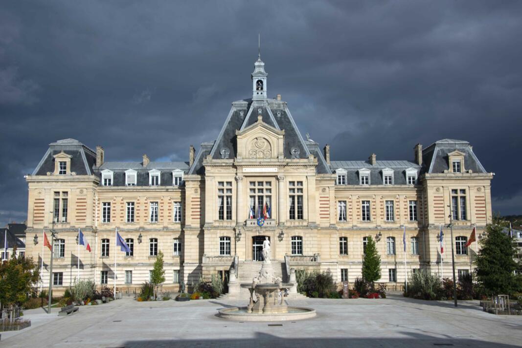 CP - conseil municipal - lundi 31 mars 2025 - ordre du jour - 19h - Évreux CP - conseil municipal - lundi 31 mars 2025 - ordre du jour - 19h - Évreux