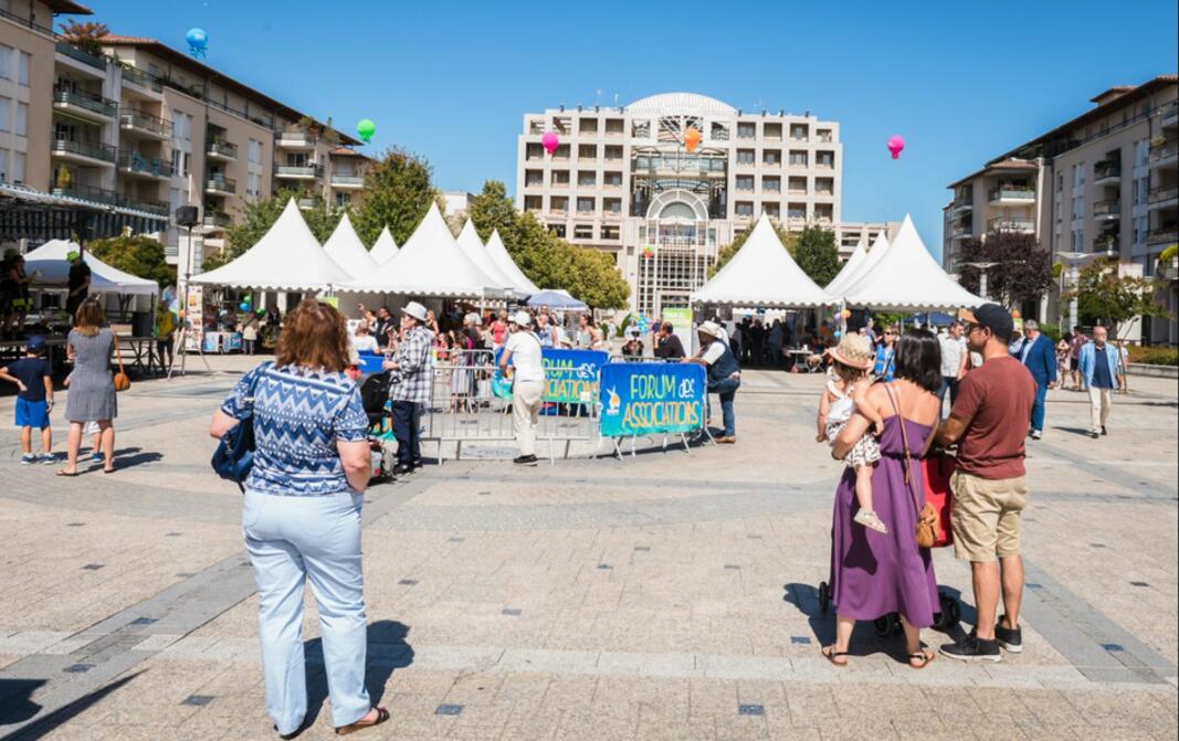Associations : 1,82 million d 'euros de subventions Associations : 1,82 million d 'euros de subventions