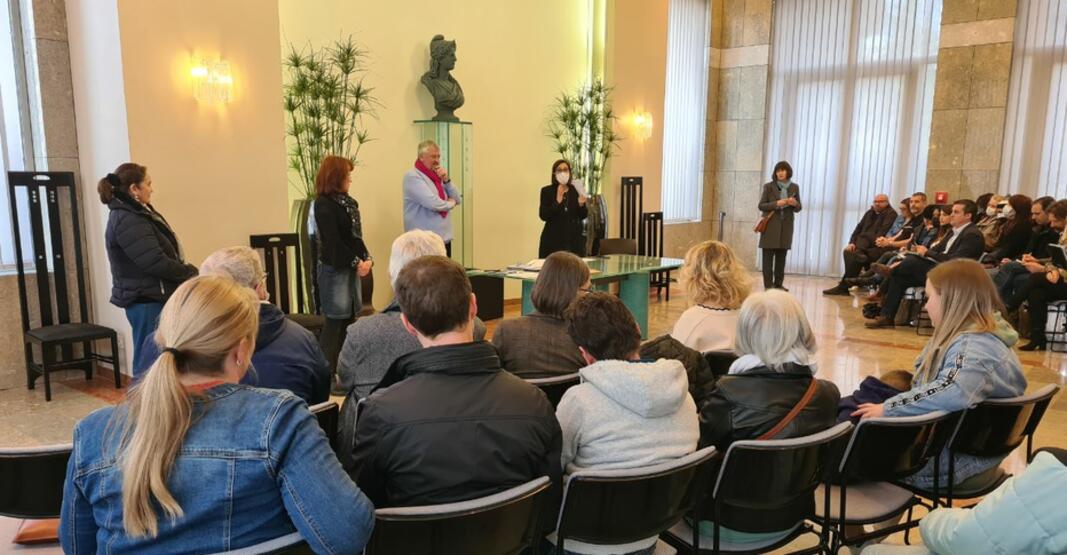 Réfugiés ukrainiens : 11 familles accueillies à Colomiers Réfugiés ukrainiens : 11 familles accueillies à Colomiers