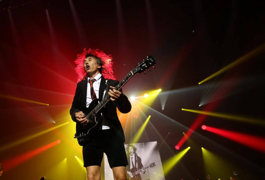 TNT - Tribute AC/DC : des gilets vibrants pour les personnes malentendantes TNT - Tribute AC/DC : des gilets vibrants pour les personnes malentendantes