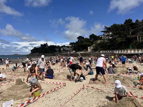 ERRATUM : Concours du plus beau château de sable 