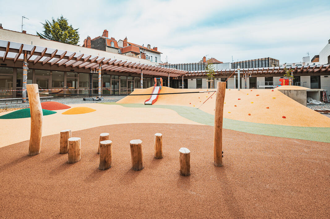 INAUGURATION ET PORTES OUVERTES ESPACE GAMBETTA-RÉPUBLIQUE / ÉCOLE LOUISE-WEISS
